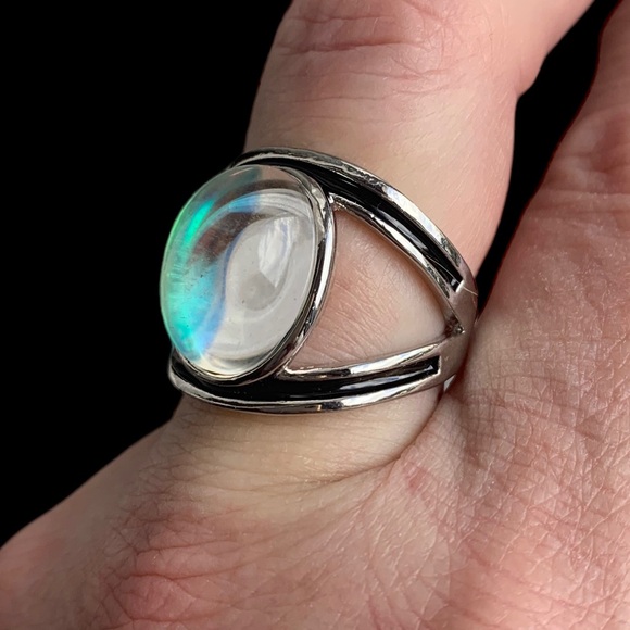 Rainbow of Colors Faux Moonstone Fashion Ring Woman’s Jewelry Mood Ring - Picture 10 of 11